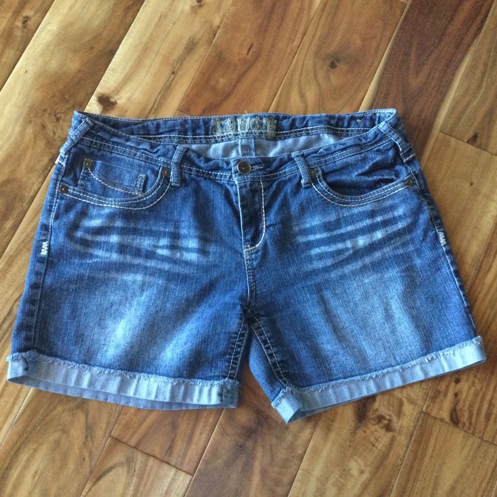 ✔️Truce Jean Shorts Juniors Size 17